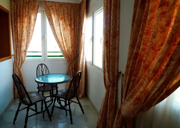 Jabeque Естепона